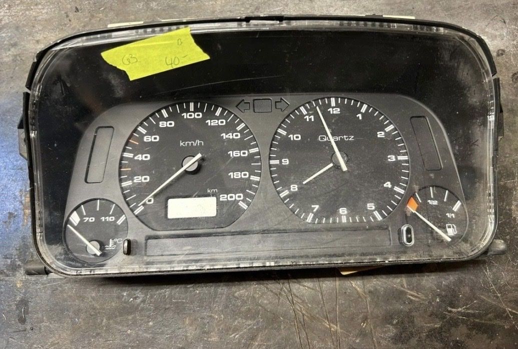 Volkswagen Tutti pezzi di ricambio auto: Compteur vitesse VW golf 3  – Usato da Muraz (Collombey) venduto da Wolfdog1978