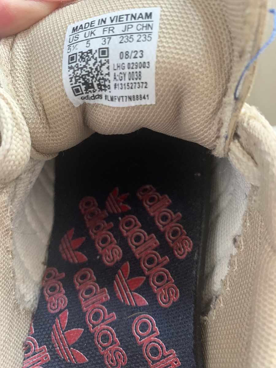 Adidas Scarpe da donna: Adidas Turnschuhe  – Usato da Bergdietikon venduto da zor_856j 4