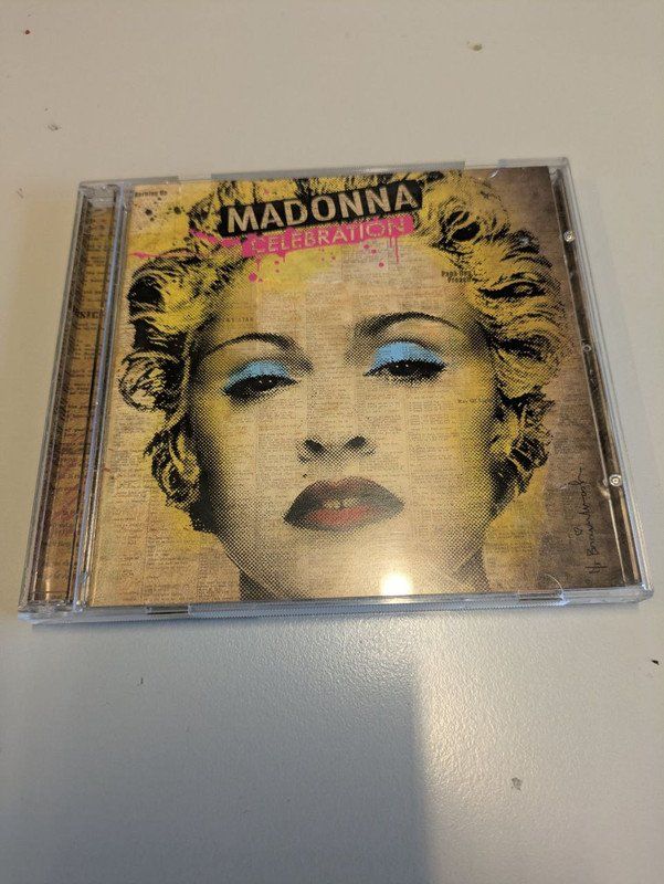CD: Madonna Celebration THAILAND OFFICIAL CD PRESSING 2009 – Usato da Gersau venduto da pjs_687j