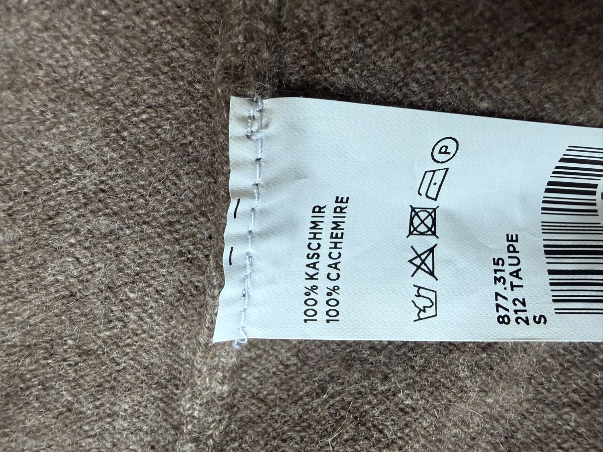 Pullover & Sweatshirts: Kaschmir-Cardigan mit Rautenmuster – Gebraucht aus Neerach von lar_tkp2 2