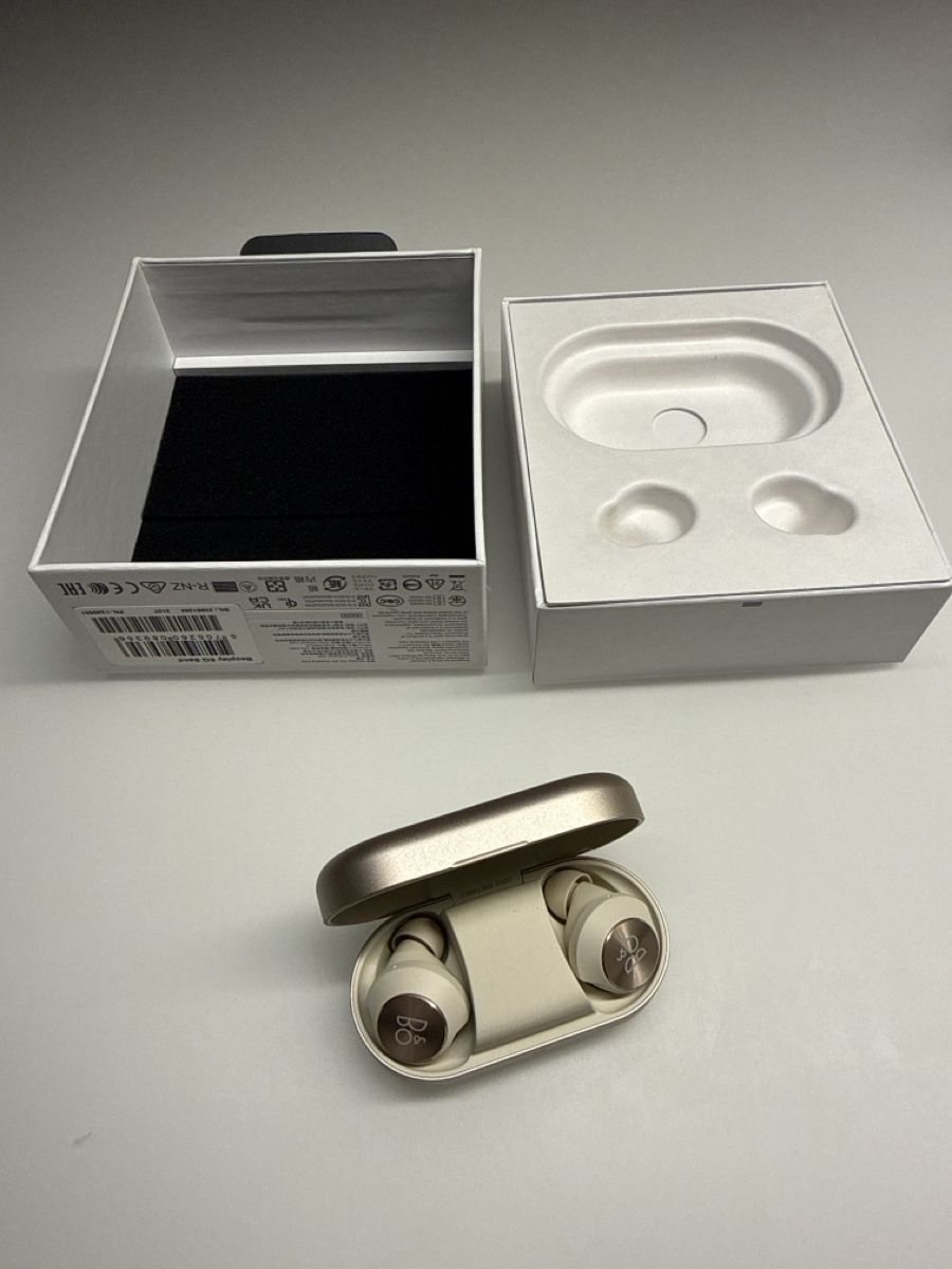 Bang & Olufsen Kopfhörer: Bang & Olufsen EQ Sand – Neu (gemäss Beschreibung) aus Solothurn von ardush 3