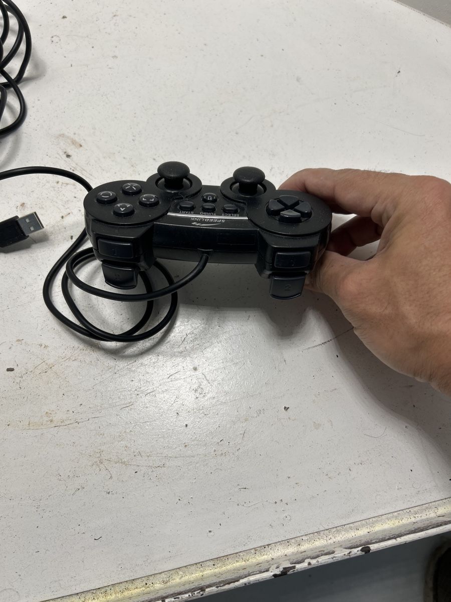 Controller: PC Gamepad Controller mit Kabel – Usato da Madiswil venduto da Bilranis1071 2