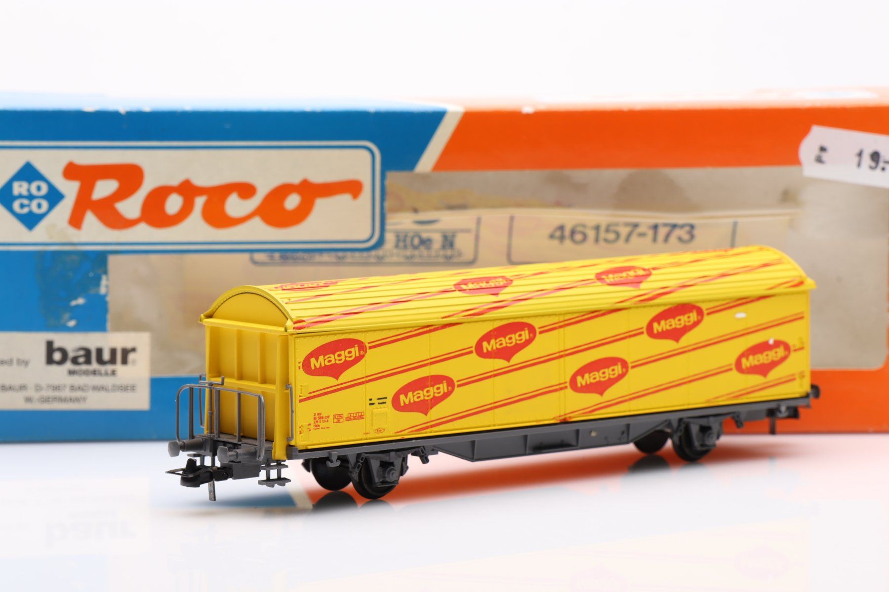 Roco Modelleisenbahnen: Roco SBB MAGGI Schiebewandwagen, H0 – Gebraucht aus Ried (Muotathal) von Modellbahn.swiss