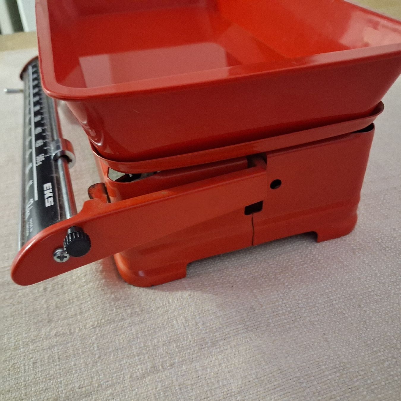Elettrodomestici da cucina: Vintage kitchen scale EKS Swedish Red – Difettoso da Wil SG venduto da tre_g2l7 3