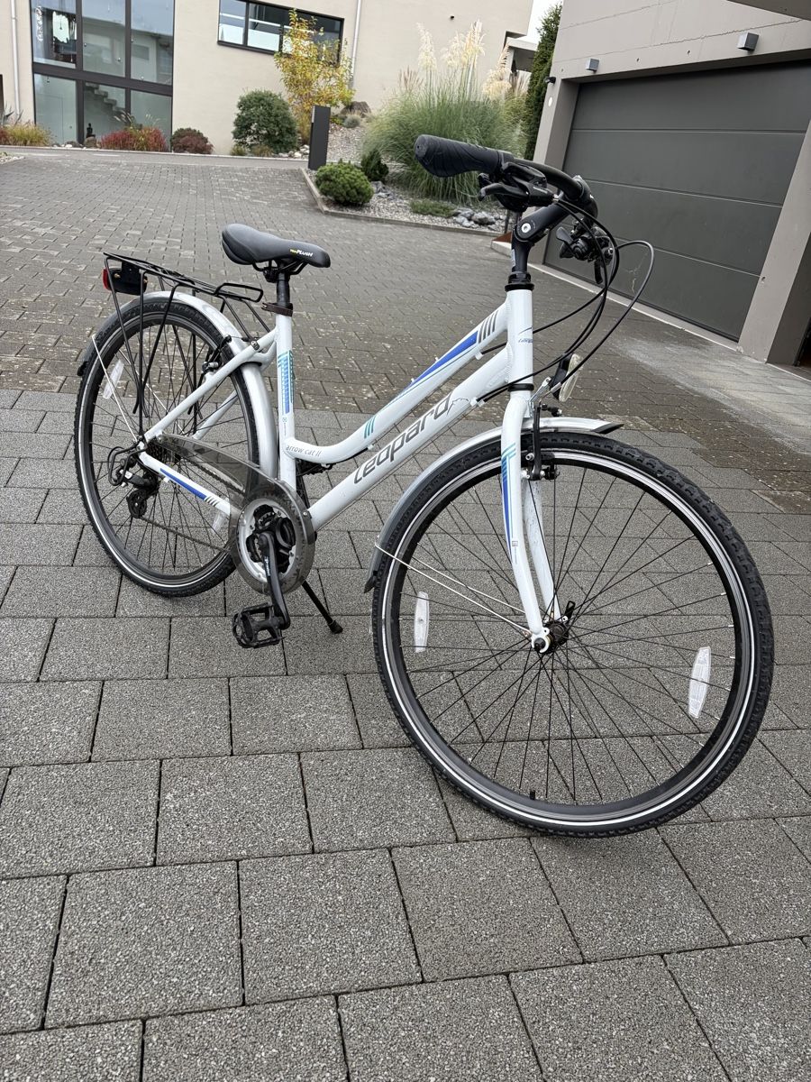 Velos: Fahrrad Damen  – Gebraucht aus Nottwil von clasa 1