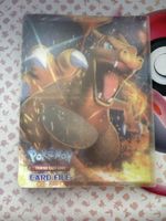 Classeur cartes Pokémon, vintage Trading Card Game, Charizar