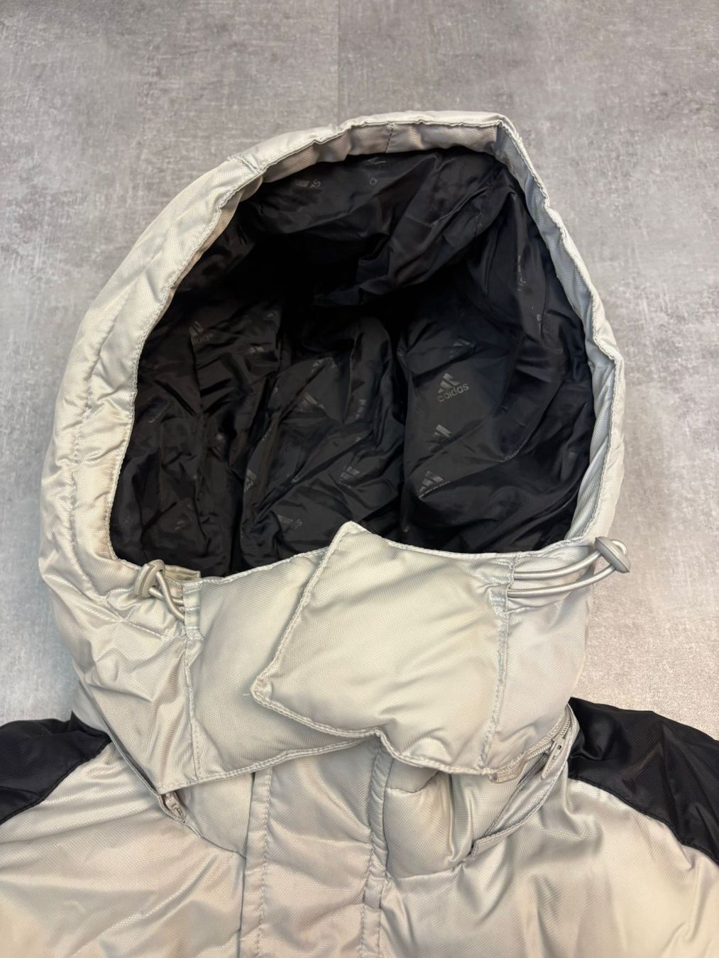 Adidas Jacken: Adidas Vintage Winterjacke 2004 - Grösse M – Neu (gemäss Beschreibung) aus Werdenberg von hase.vintage 2
