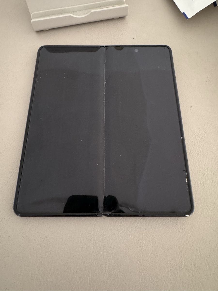 Samsung Telefoni cellulari / Smartphones: Samsung Galaxy Z Fold5 512 GB – Difettoso da Adliswil venduto da Busys 6