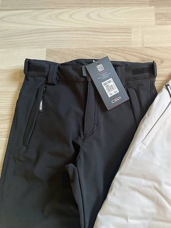 Vend deux pantalons ski junior