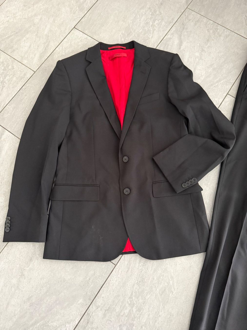 Hugo Boss Costumes: Anzug - Grösse 48 - Hugo Boss – D'occasion à Bülach par Loredana13 1