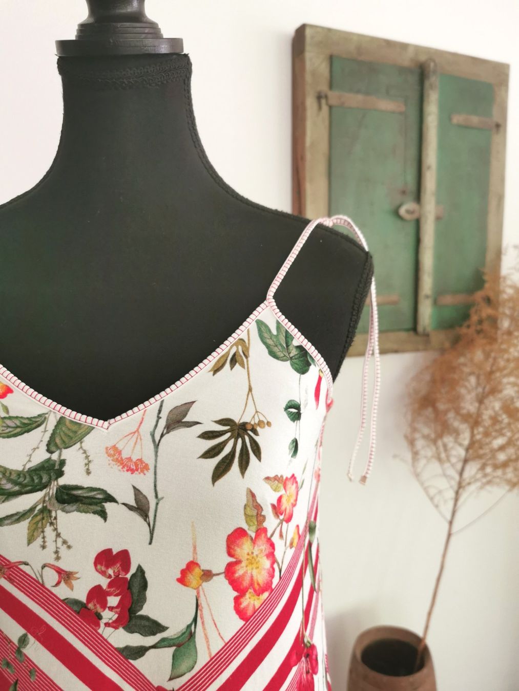 Pennyblack Vestiti: Pennyblack wunderschönes florales Maxikleid Gr. S – Usato da gachnang venduto da tibus1 1