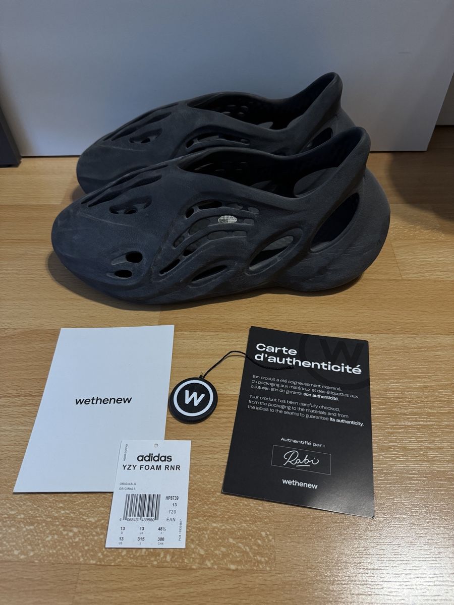 Scarpe da uomo: Adidas Yeezy Foam Runner Onyx, Gr. US 13 – Usato da Bättwil venduto da Luc4.v1tn
