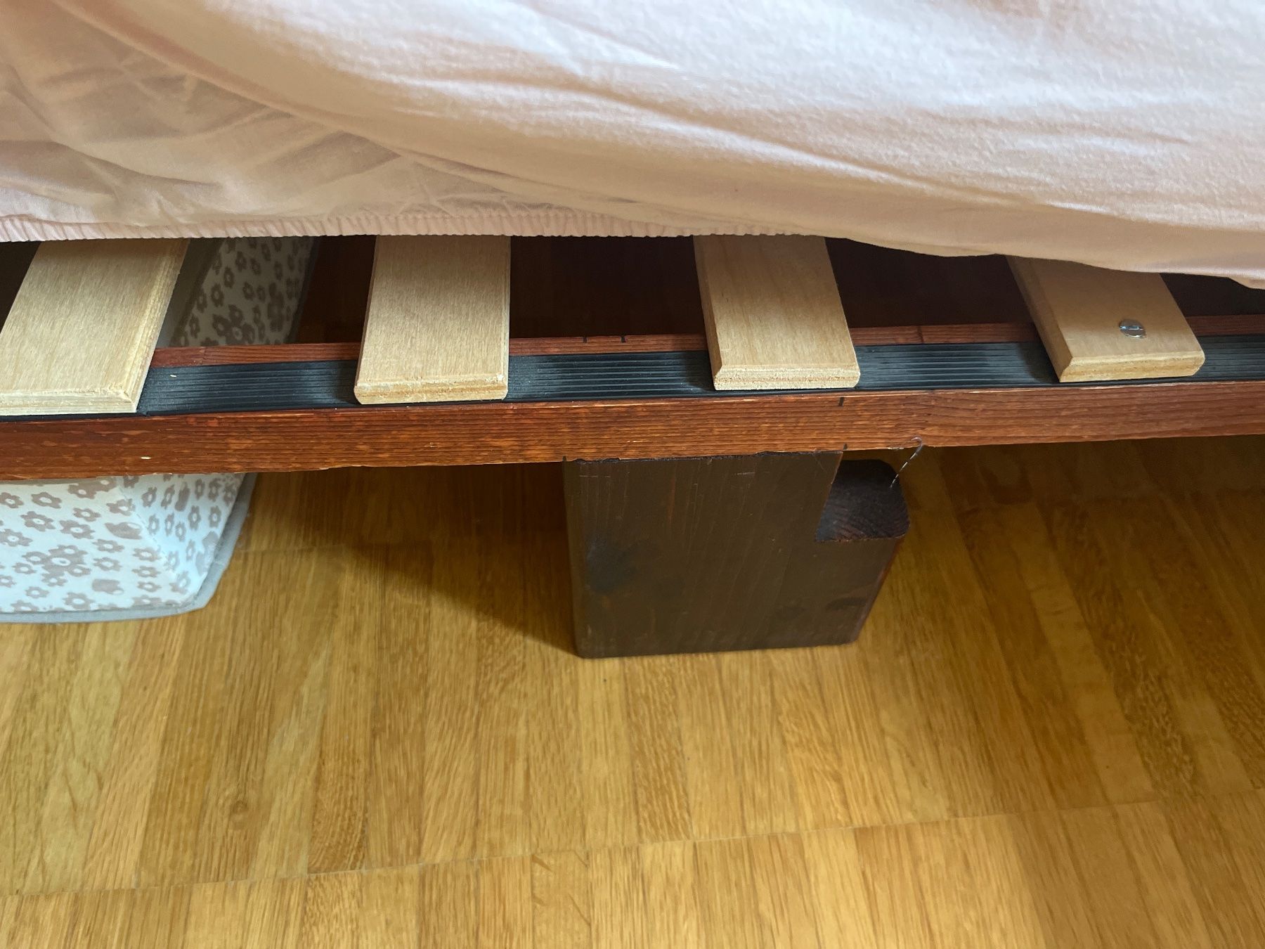 Betten: Bett – Gebraucht aus Schaffhausen von anabpprieto 1