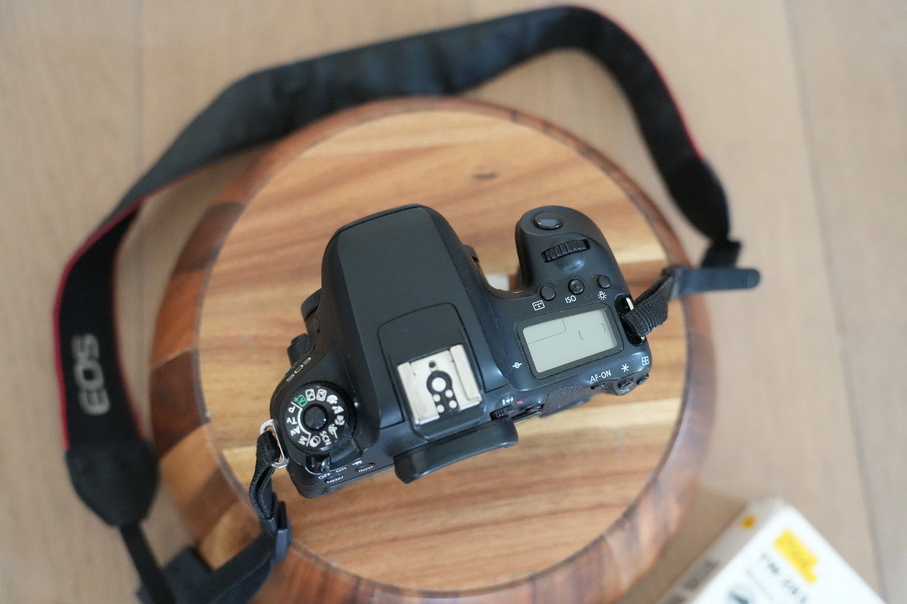 Canon Kamera: Canon EOS 77D Spiegelreflexkamera Body – Gebraucht aus Naters von tob_6x2m 2
