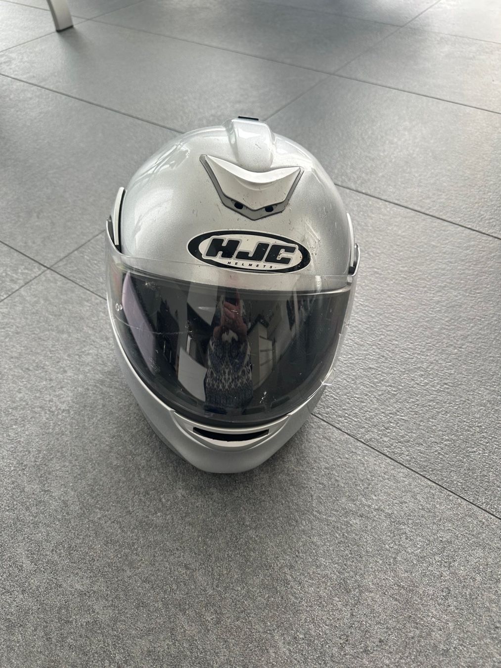 Caschi & visiere: Motorradhelm silber Grösse S – Usato da Bergdietikon venduto da luusmaitli10