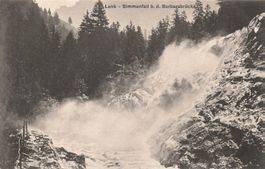 Lenk im Simmental (BE) Simmenfall bei der Barbarabrücke