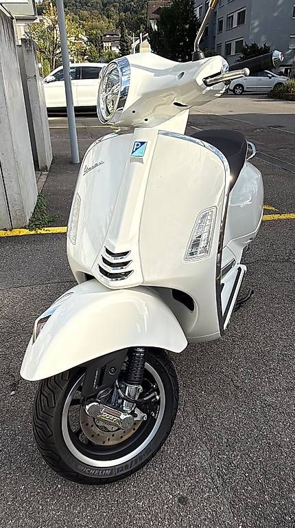 Scooter: Vespa 125 GTS Super – Usato da Ebikon venduto da mar_s8j2 1