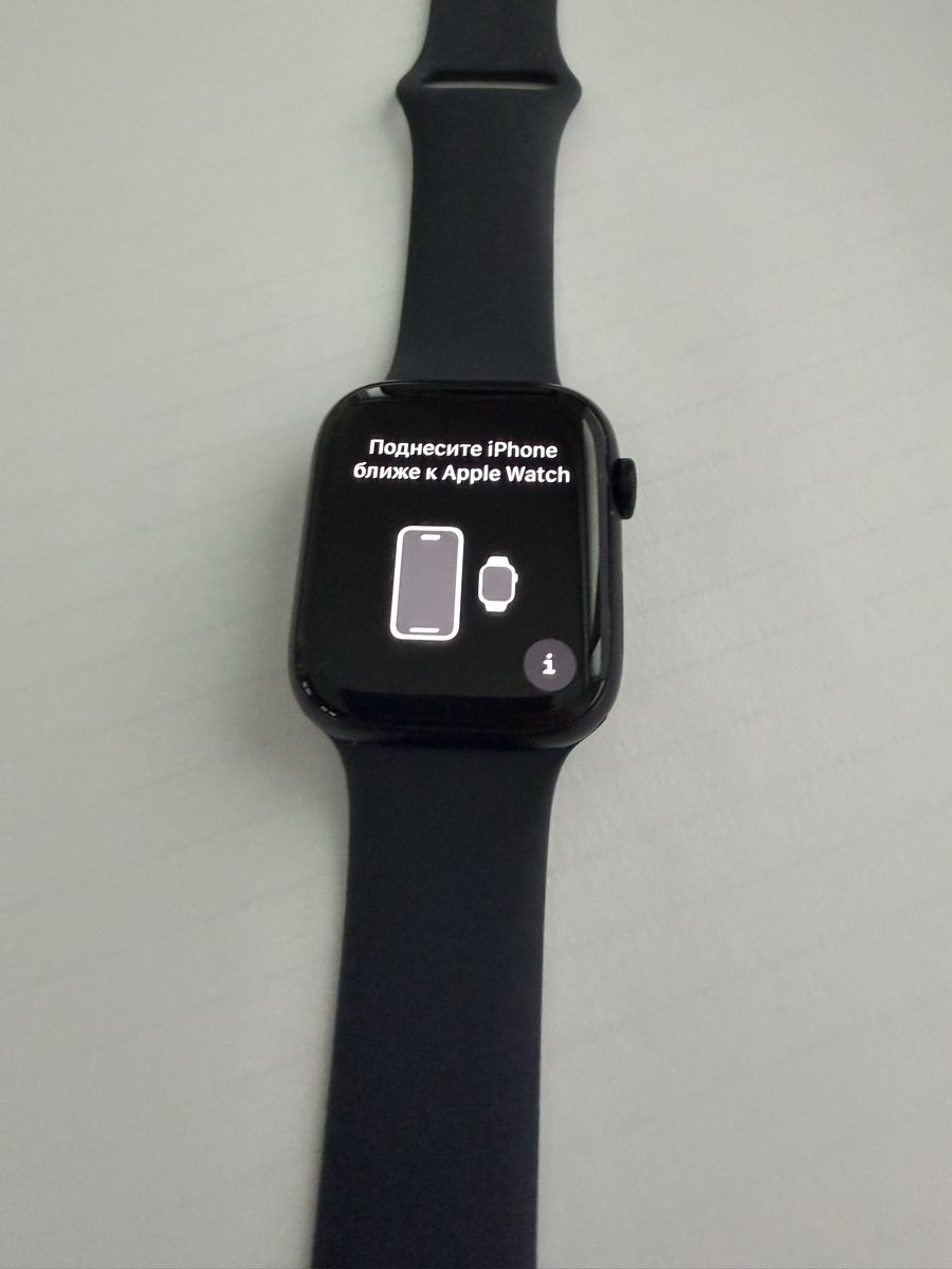 Apple Smartwatch: Apple Watch Series 9 45mm GPS + Cellular – Gebraucht aus Möhlin von confused