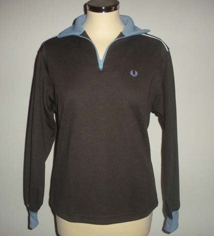 Fred Perry Pulls & Sweat-shirts: Fred Perry Trainer Pullover Frauen – Neuf (Voir description) à Amriswil par bambigirl