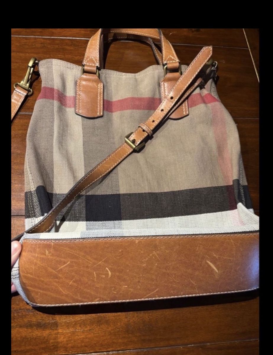 Burberry Taschen für Damen: Burberry Tasche – Gebraucht aus Volketswil von casertana 3
