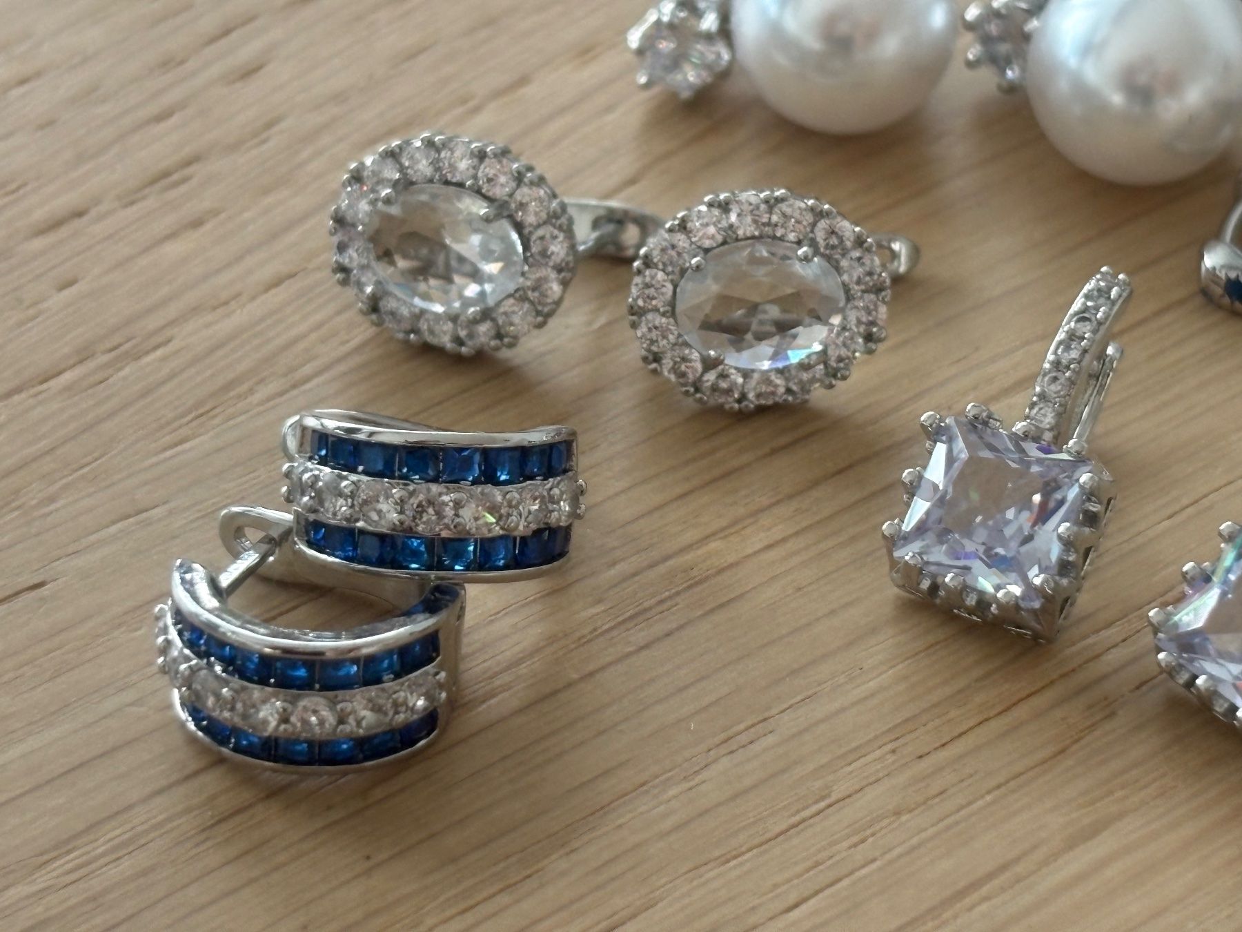 Ohrringe & -stecker: Luxus Elegante Ohrstecker Ohrschmuck  Farbe: Silber 5 st. – Neu (gemäss Beschreibung) aus Biel-Bienne von Roserosse13 3