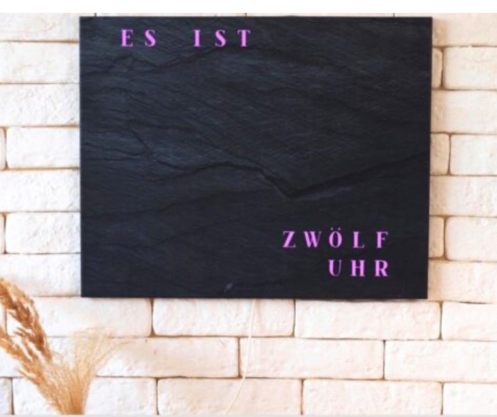 Orologi da terra & Orologi da parete: WorldClock Schiefer Optik - Smarte Wortuhr mit App-Steuerung – Nuovo e nell'imballaggio originale da Engelburg venduto da J.B.007 7