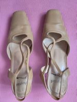 schöne Lederschuhe mit kleinem fleck gr. 38