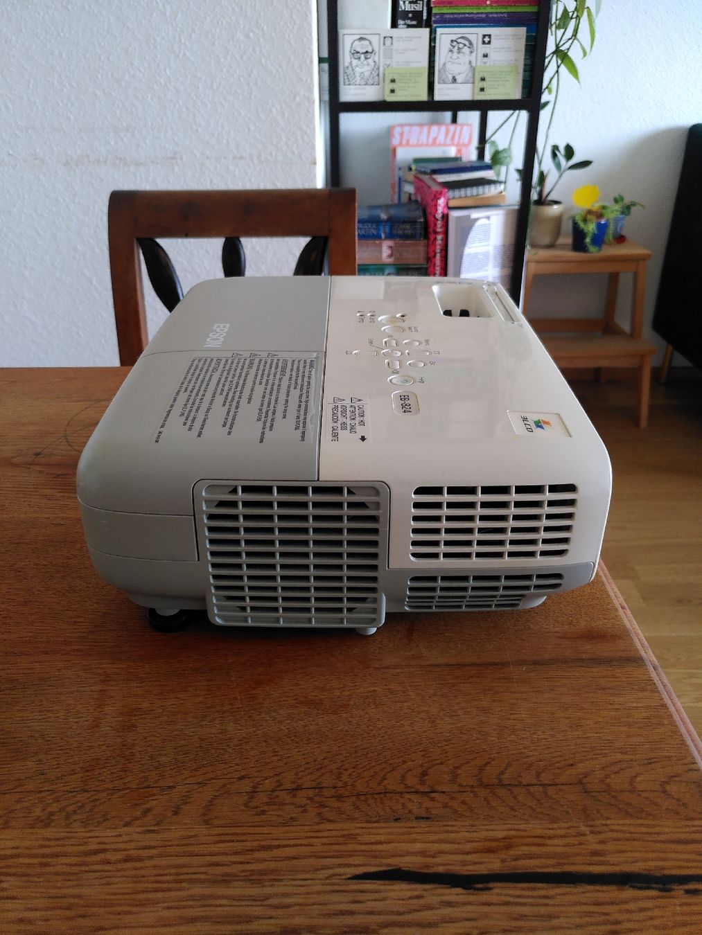 Epson Proiettori: Beamer Epson EB-824 – Usato da Winterthur venduto da ben_b6fg 1