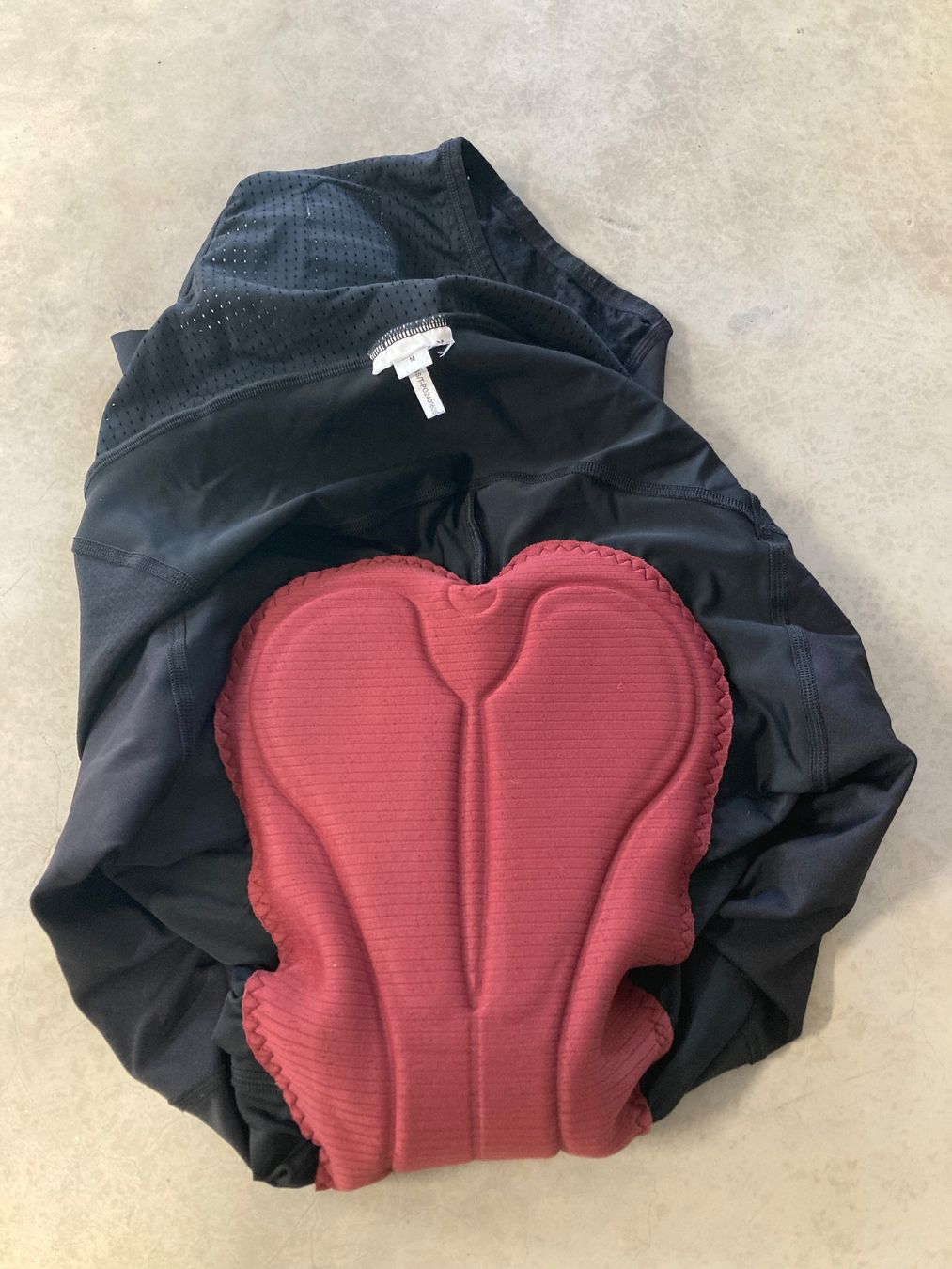 Hosen: Siroko Velohose, schwarz, Grösse M – Gebraucht aus Tumegl/Tomils von meloni12 2