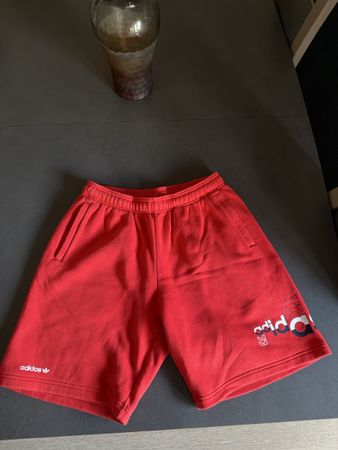 Short Adidas rouge 