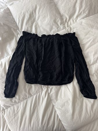 Haut Brandy Melville noir épaules dénudées état correct