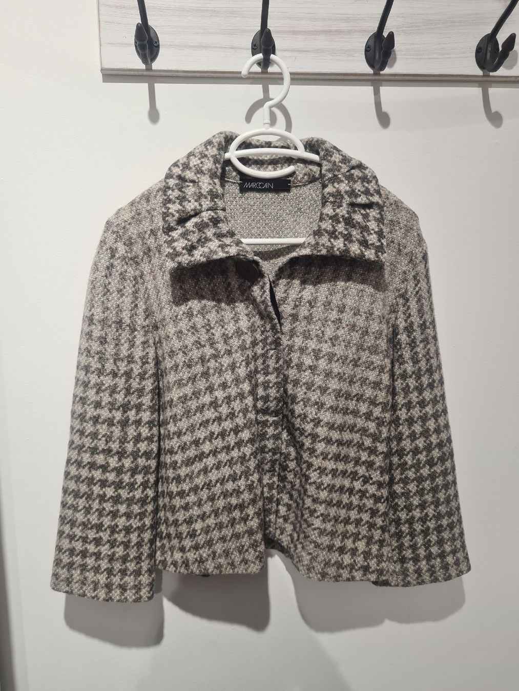 Marc Cain Giacche: Marc Cain Bouclé Jacke, Grösse N3 – Usato da Adligenswil venduto da FriedasWelt