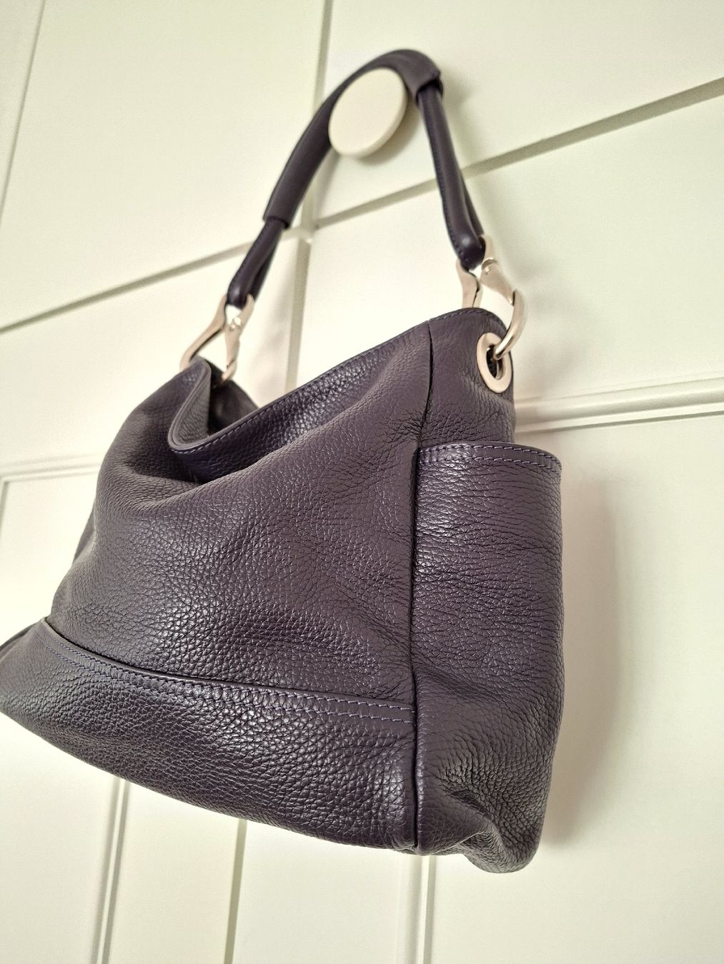 Borse da donna: Sac à main en cuir véritable violet prune – Usato da Lutry venduto da Sim_Sta 7