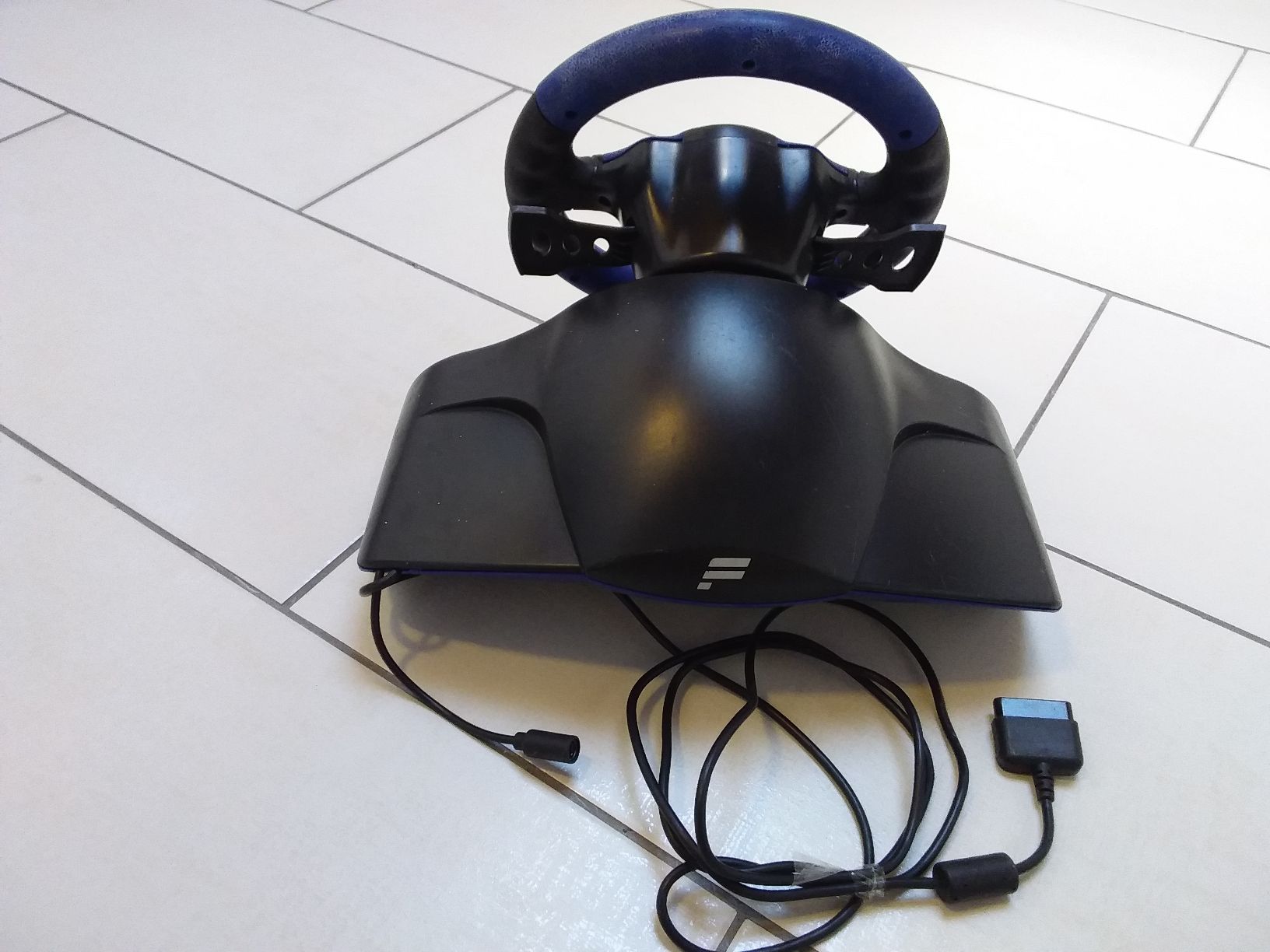 Controller: Fanatec Speedster 3 Playstation 2 – Difettoso da Ligornetto venduto da Gurzo 4