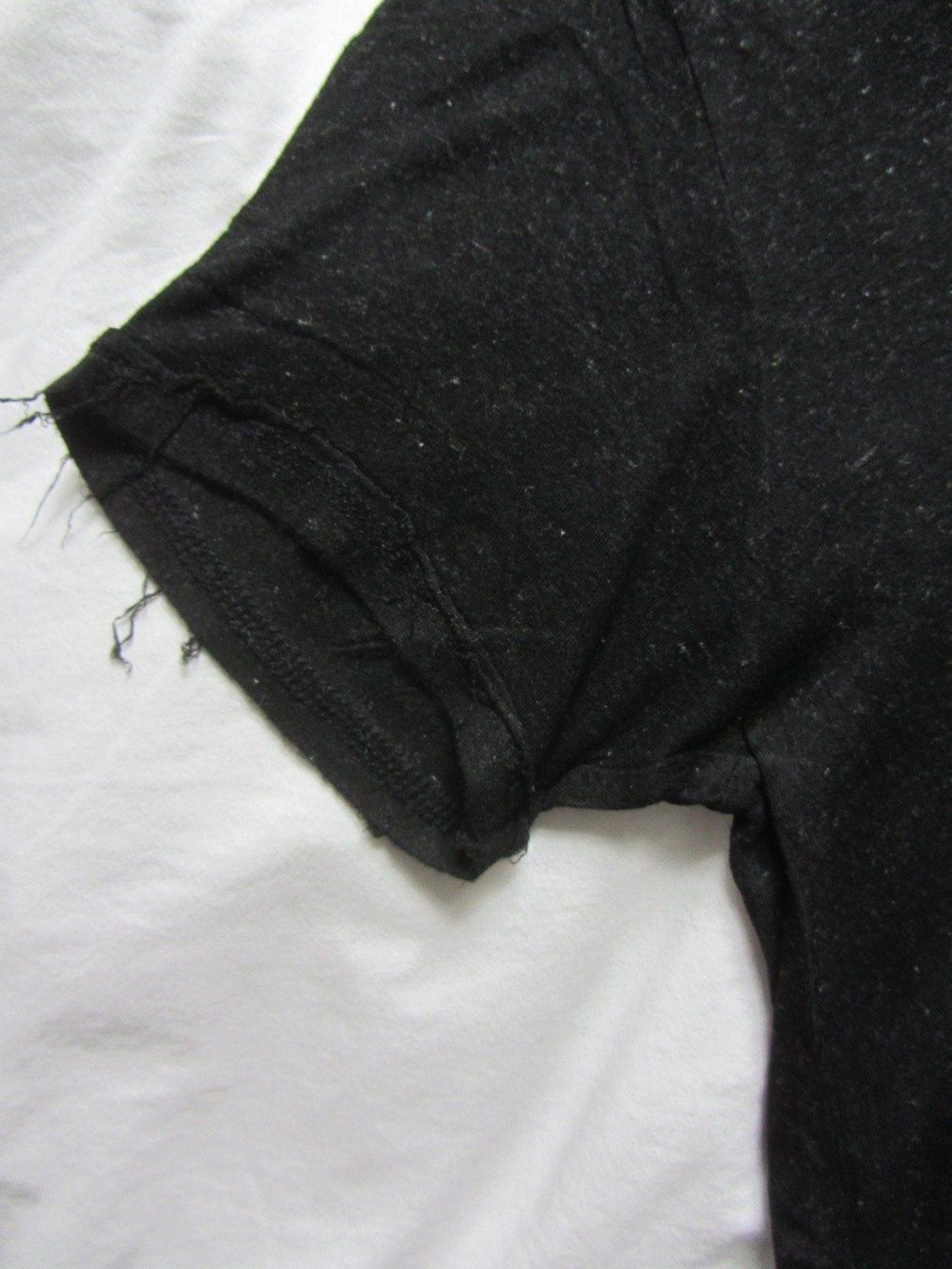 Weekday T-shirt: WEEKDAY - T-Shirt schwarz locker S – Usato da Zürich venduto da Diazaio 2