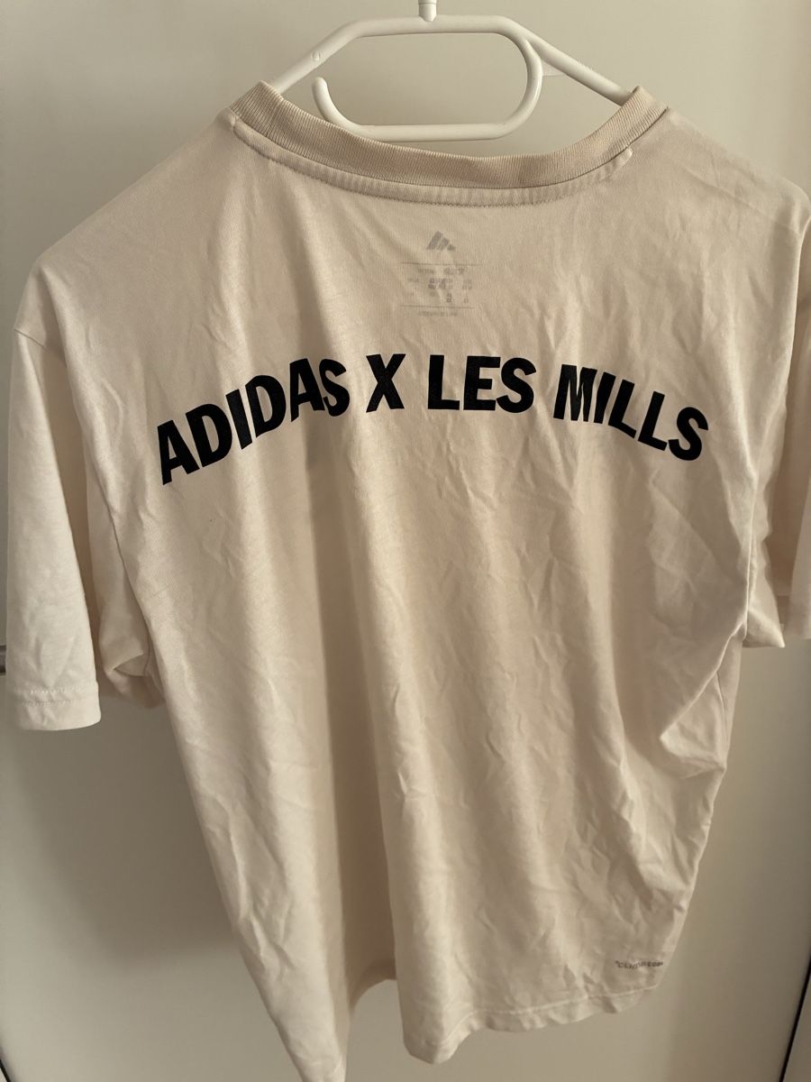 Adidas T-shirt: LesMills x Adidas – Usato da Bassersdorf venduto da secondhand_clothing 1