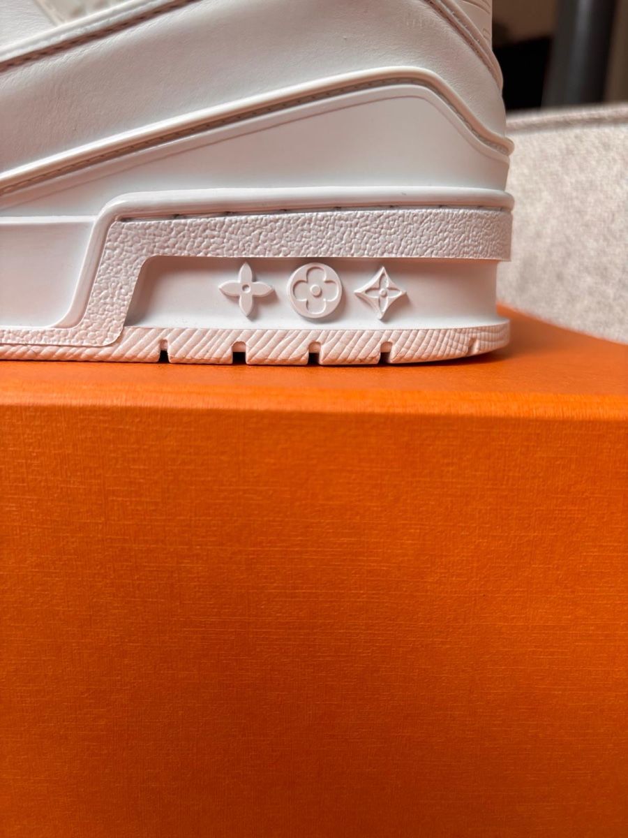 Louis Vuitton Scarpe da uomo: Louis Vuitton Trainer Sneaker weiss Grösse 070 – Usato da Allmendingen b. Bern venduto da misunia 9