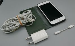 Téléphone iPhone 8, 256gb, Argent avec accessoires offerts