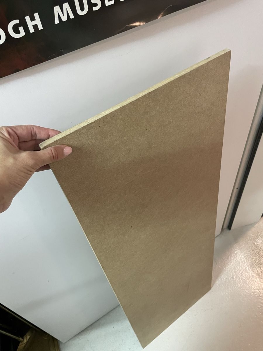 Scaffali: 9 St. Tablare Regale aus Mischholz – Nuovo (secondo la descrizione) da Au ZH venduto da Daiga