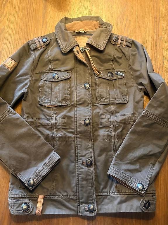 Naketano Jacken: Naketano Jacke – Gebraucht aus MALANS GR von the_6fqp