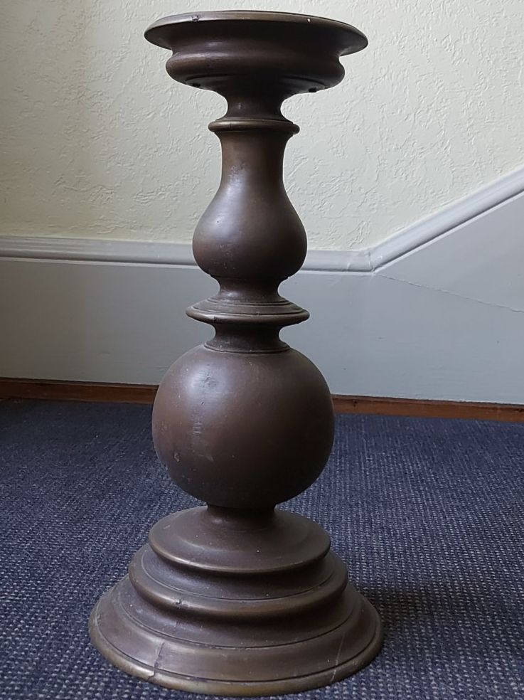Portacandele: Antiker, massiver Bronzefuss – Usato da Luzern venduto da FDLB77