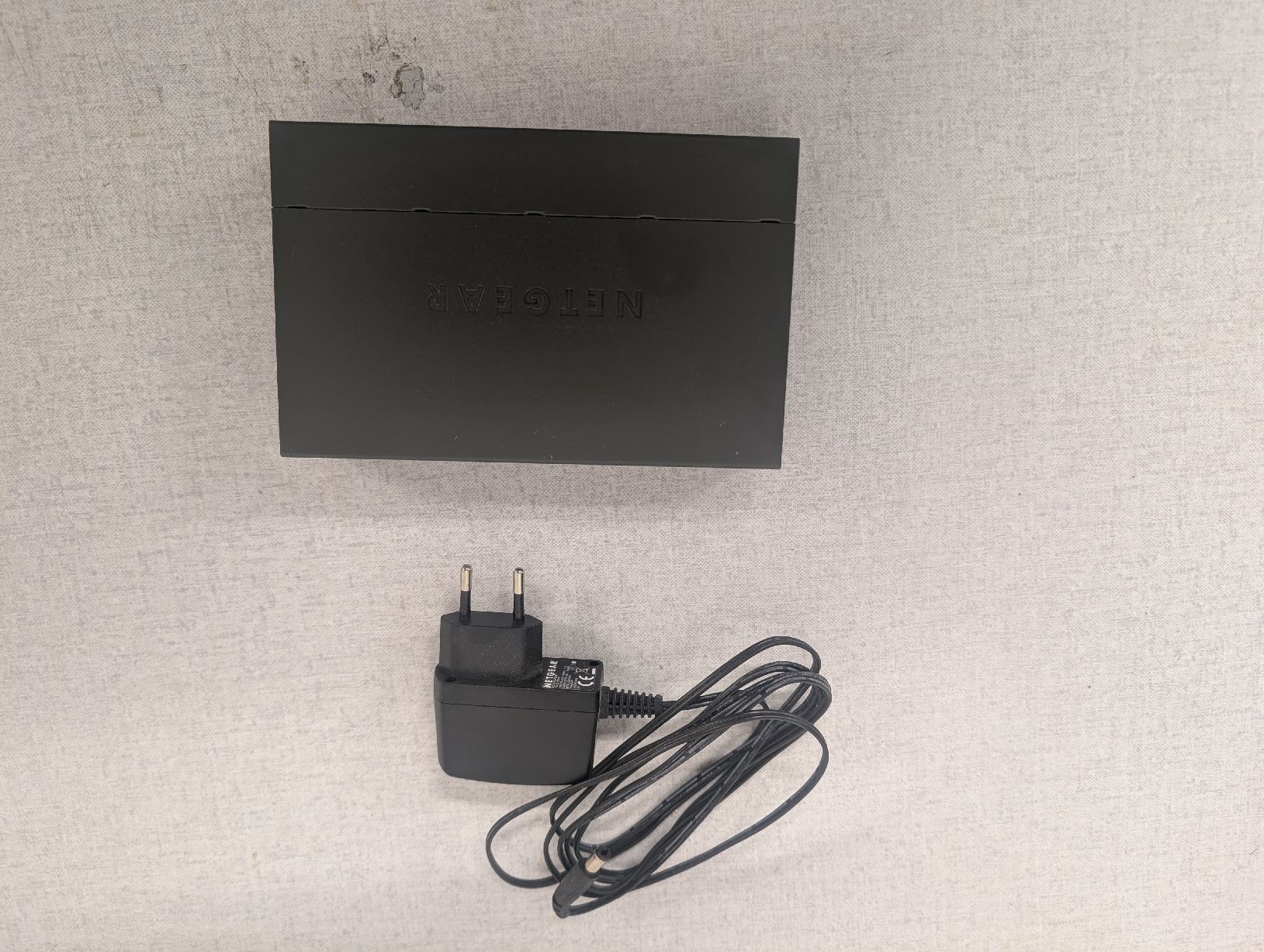 Netgear Hub & Switch: NETGEAR 8-Port Gigabit Ethernet Switch GS308v2 – Usato da Spiez venduto da Tomweader 2