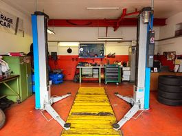 Ponte sollevatore Ravaglioli/ Zwei-Säulen-Hebebühne 3200kg 