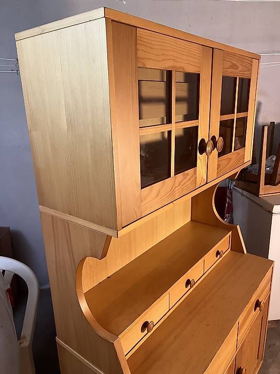 Buffets: Vaisselier en bois – D'occasion à Epalinges par jpe_2twg 3