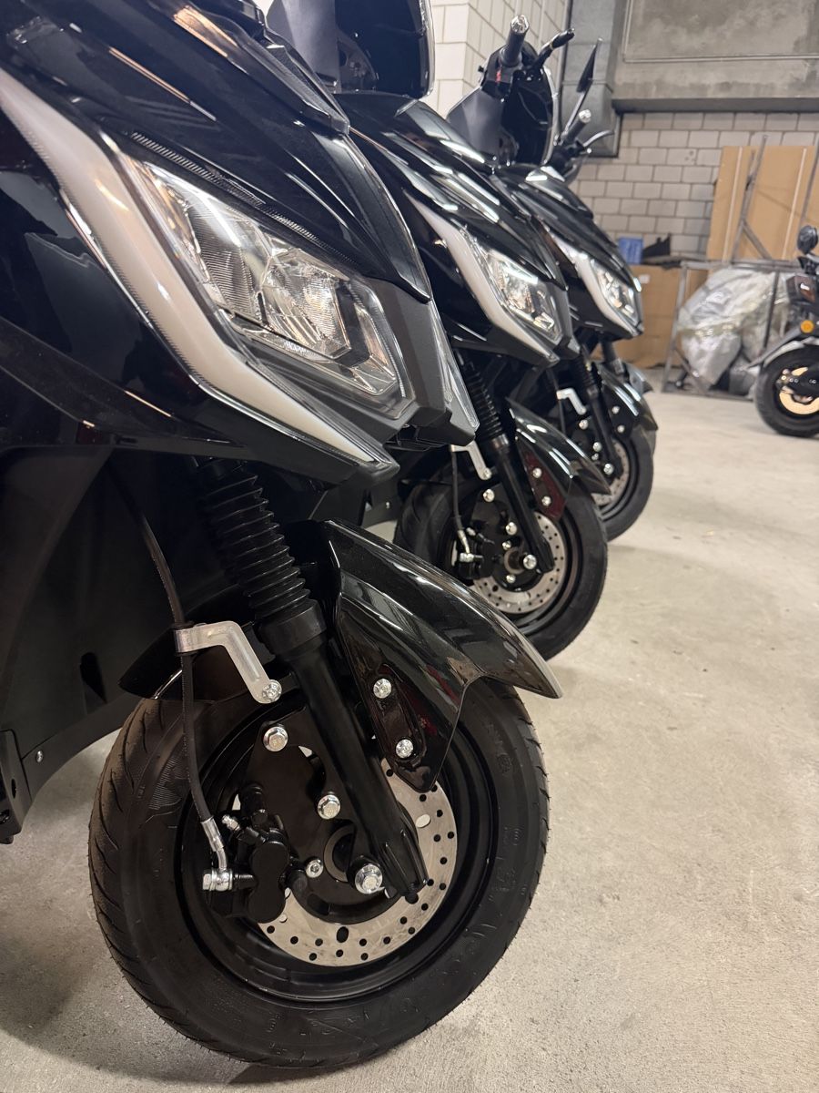 Voiturettes électriques: Scooter – Neuf avec emballage d'origine à Basel par ban_t5lm 3