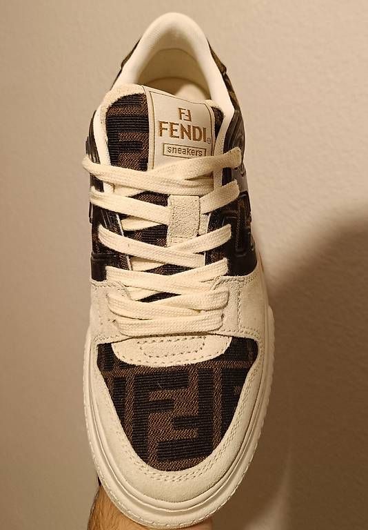 Fendi Scarpe da donna: Fendi Sneakers Women – Usato da Luzern venduto da Pep_Houston