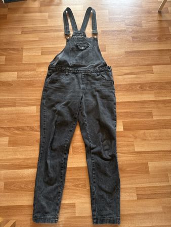 Graue Twintip Jeans-Latzhose, Gr. M einf. Bundweite 44 cm