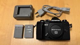 Olympus OM-D E-M5 Mark III + 2 Akkus + Ladegerät +Kameragurt