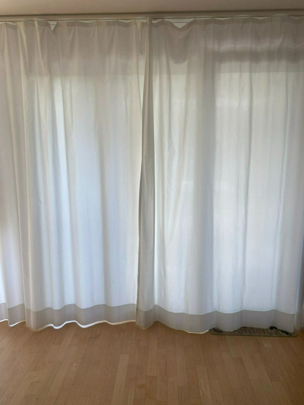 Vorhänge: Designer Antik - Vorhänge 5 Stück – Gebraucht aus Meienried von