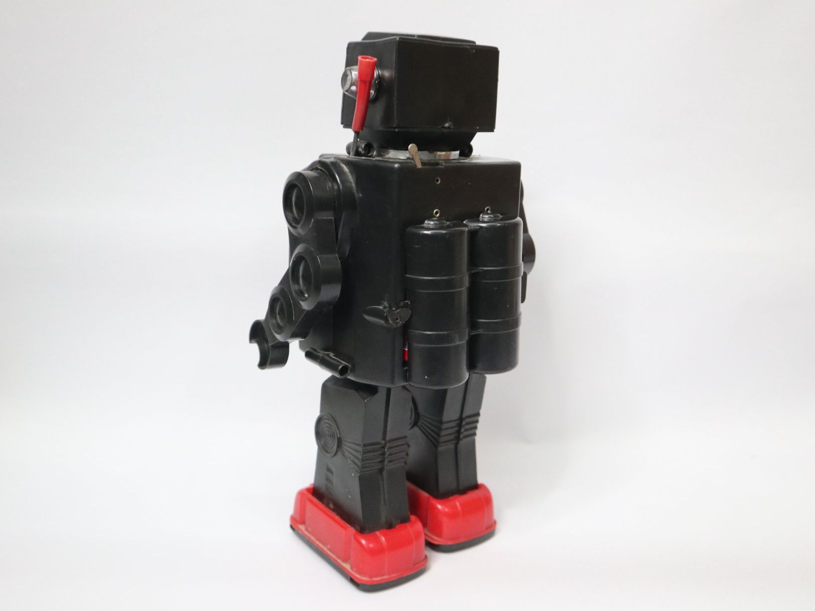 Jouets: Vintage Roboter TV Screen Robot – Défectueux à Eschenbach SG par Astalavista 3